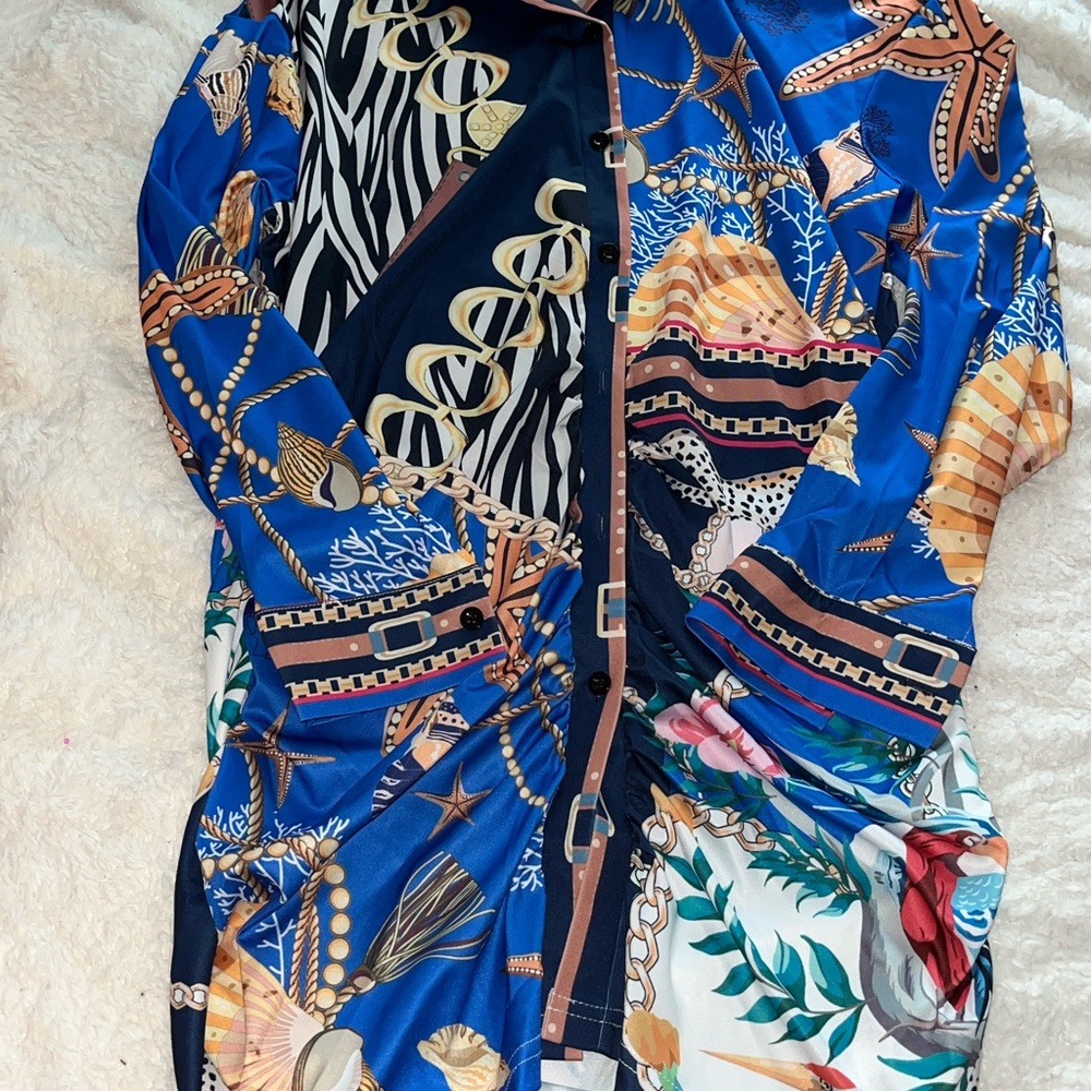 Chain patterned button down dresses - Picture 4 of 4